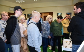 Przedszkolaki i seniorzy na wystawie w Pakości (6)