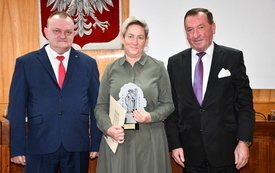 17. Wyr&oacute;żniona kierownik OPS Katarzyna Kurowska