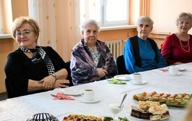 9. Członkinie Zespołu Pakościanie