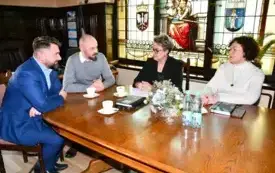 Dyżur poselski  (1)