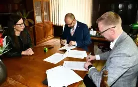 Podpisanie umowy z wykonawcą  (2)