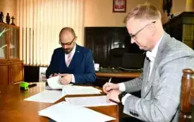 Podpisanie umowy z wykonawcą  (1)