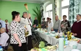 Święta Wielkanocne w Domu Seniora oraz Centrum Opiekuńczo-Mieszkalnego  (8)