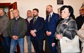 Uroczyste obchody 86. rocznicy Dnia Pamięci Ofiar Zbrodni Katyńskiej w Pakości (58)