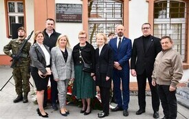 Uroczyste obchody 86. rocznicy Dnia Pamięci Ofiar Zbrodni Katyńskiej w Pakości (57)