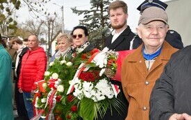 Uroczyste obchody 86. rocznicy Dnia Pamięci Ofiar Zbrodni Katyńskiej w Pakości (12)