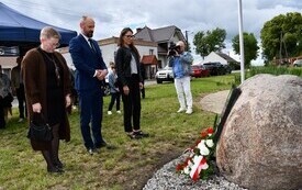 Nadanie skwerowi imię Prymasa Polski, śp. J&oacute;zefa Glempa (23)