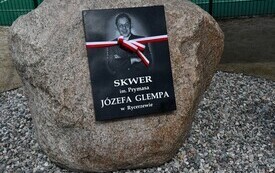 Nadanie skwerowi imię Prymasa Polski, śp. J&oacute;zefa Glempa (7)