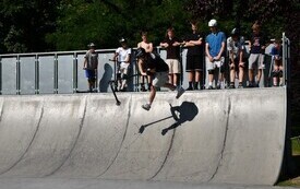 Hulajnogowe szaleństwo opanowało skatepark w Pakości (28)