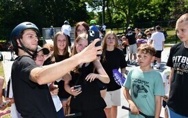 Hulajnogowe szaleństwo opanowało skatepark w Pakości (12)