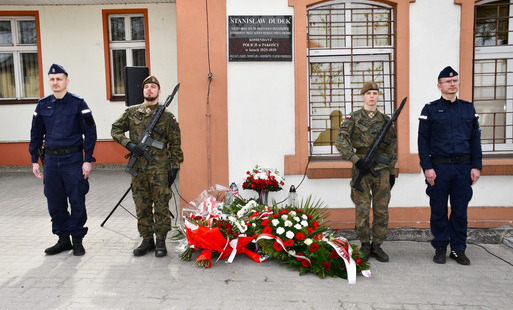 Uroczyste obchody 86. rocznicy Dnia Pamięci Ofiar Zbrodni Katyńskiej w Pakości